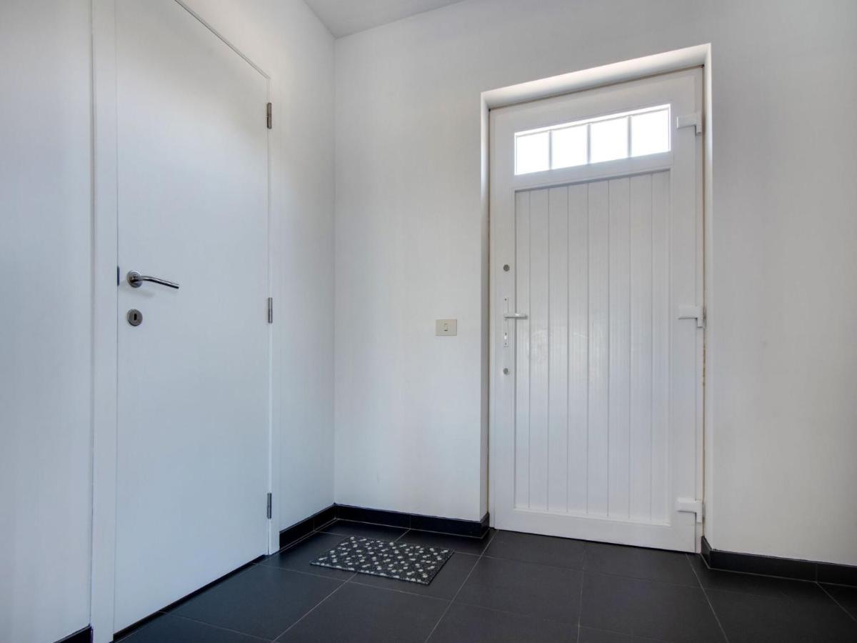 Modern Holiday Home In De Haan With Garden ภายนอก รูปภาพ
