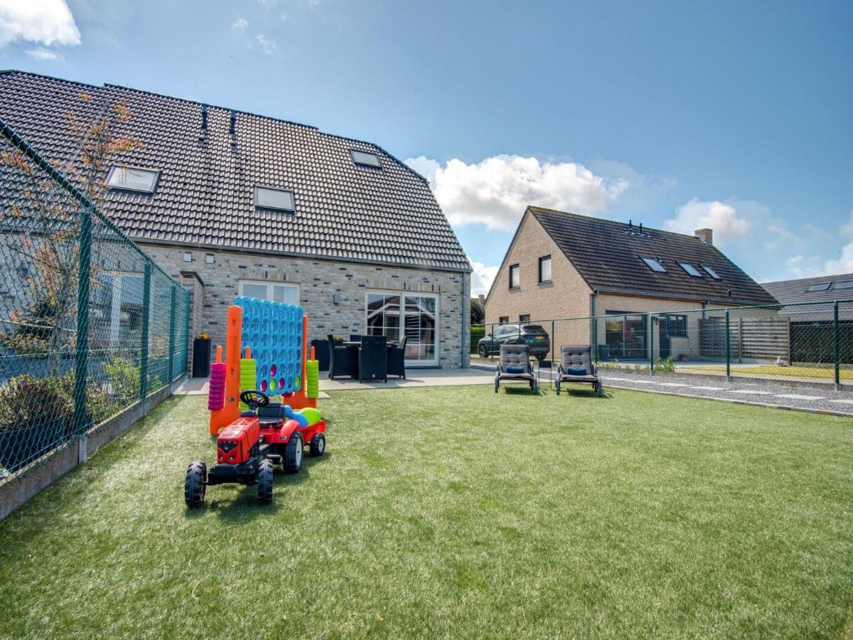 Modern Holiday Home In De Haan With Garden ภายนอก รูปภาพ