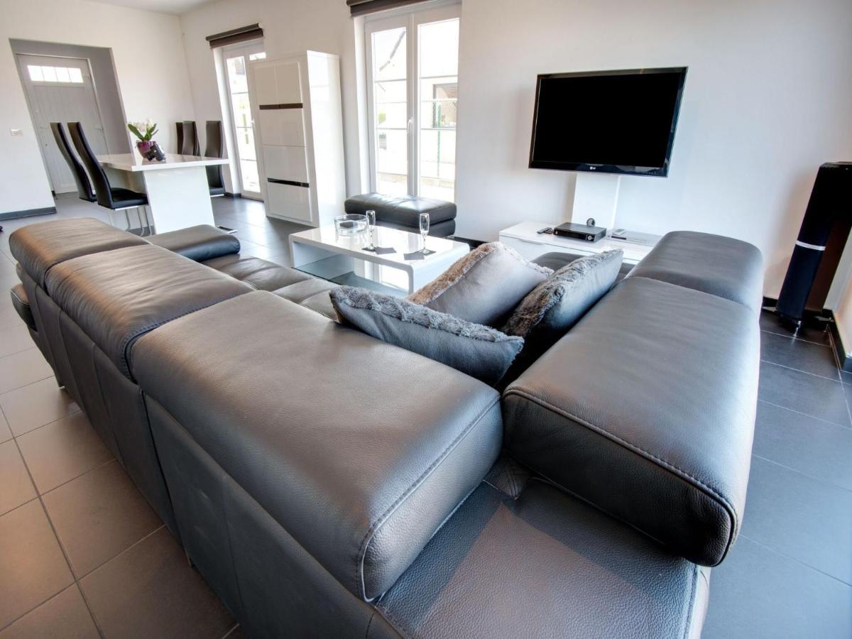 Modern Holiday Home In De Haan With Garden ภายนอก รูปภาพ